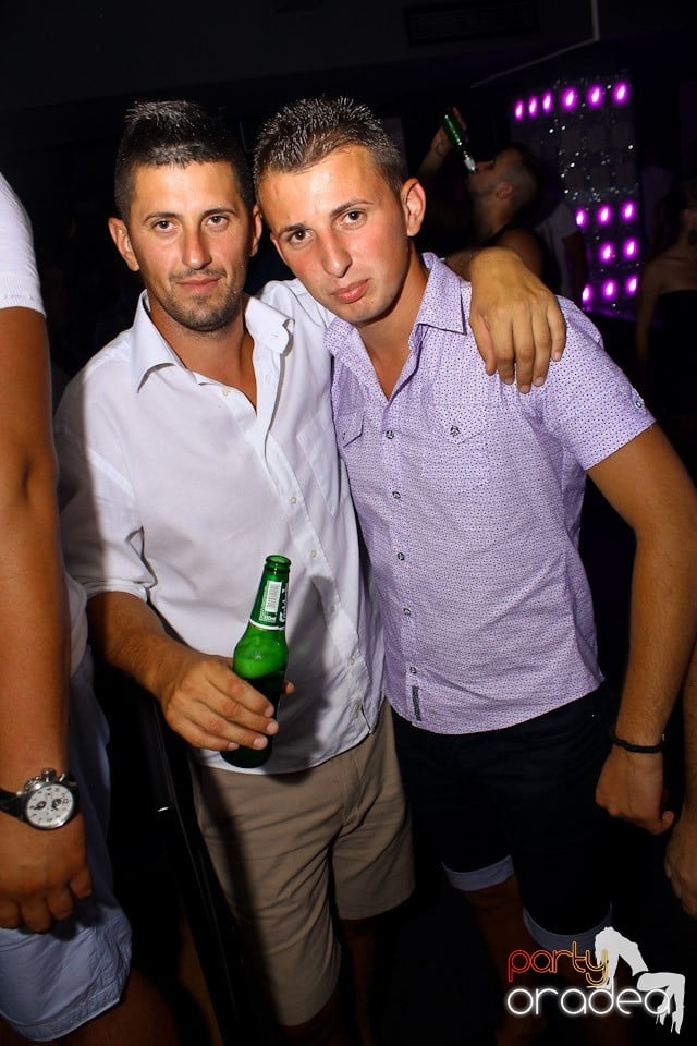 Petrecere cu Blaga în Life Club, 