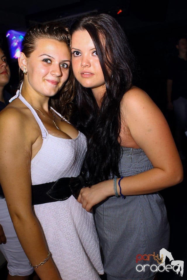 Petrecere cu Blaga în Life Club, 