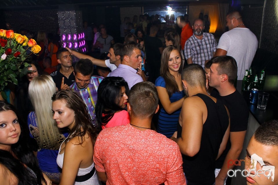 Petrecere cu Blaga în Life Club, 