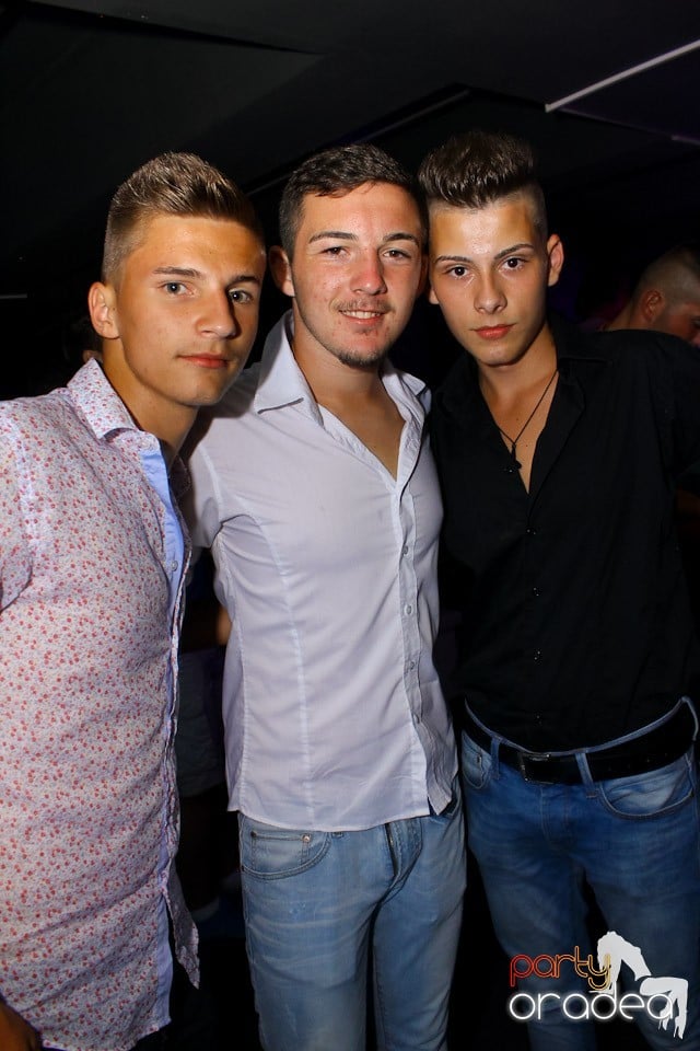 Petrecere cu Blaga în Life Club, 