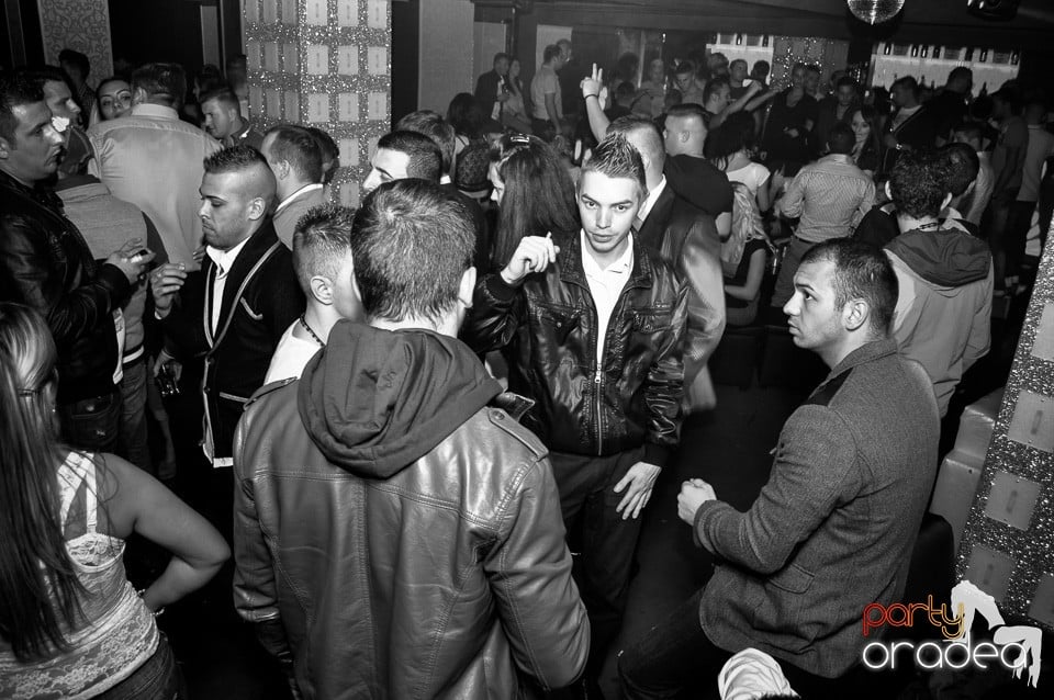 Petrecere cu Blaga şi Liviu Guţă în Life, 