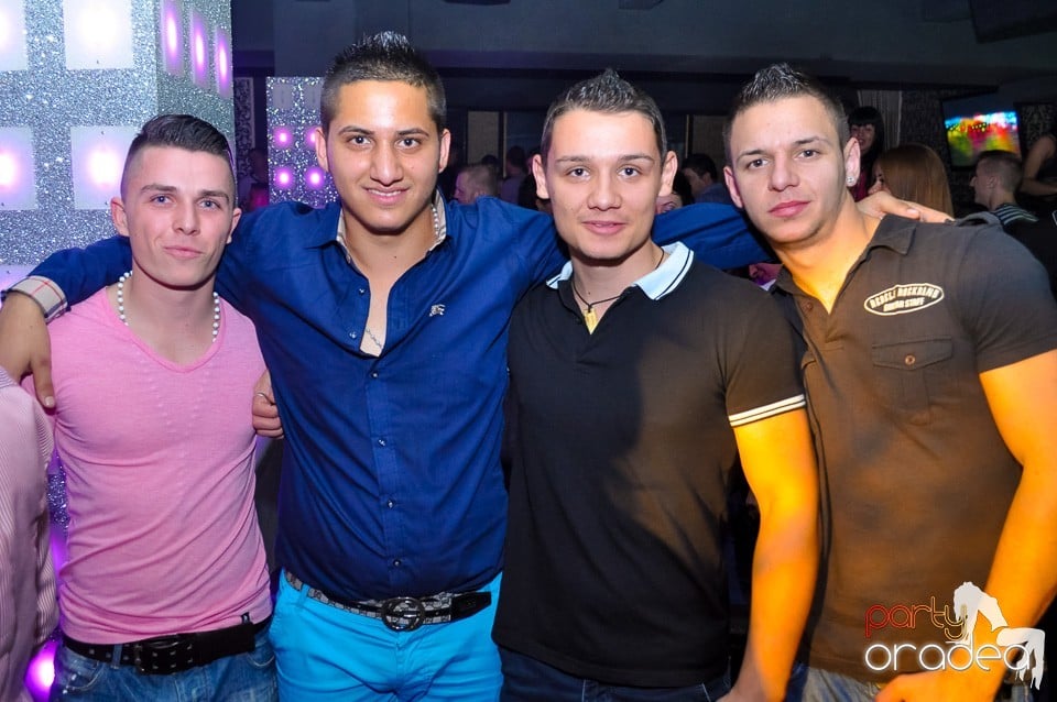 Petrecere cu Blaga şi Liviu Guţă în Life, 