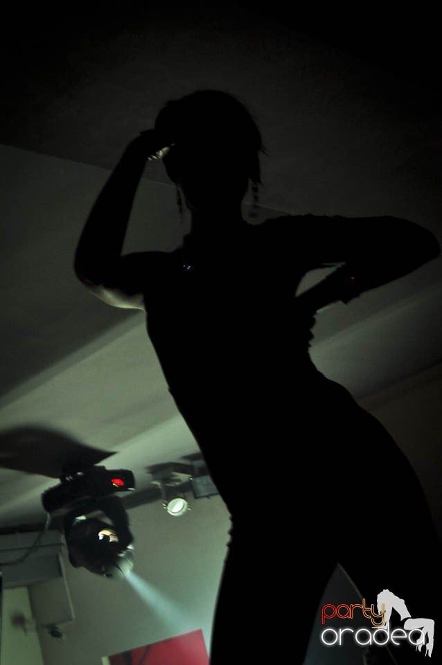 Petrecere cu DJ Mahony în Heat, 