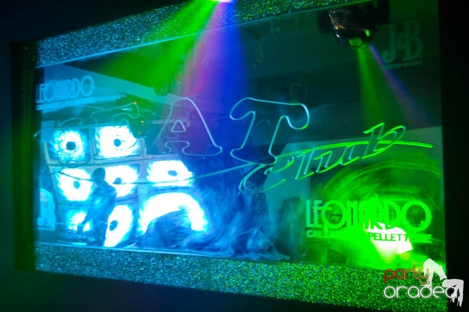 Petrecere cu DJ Mahony în Heat, 