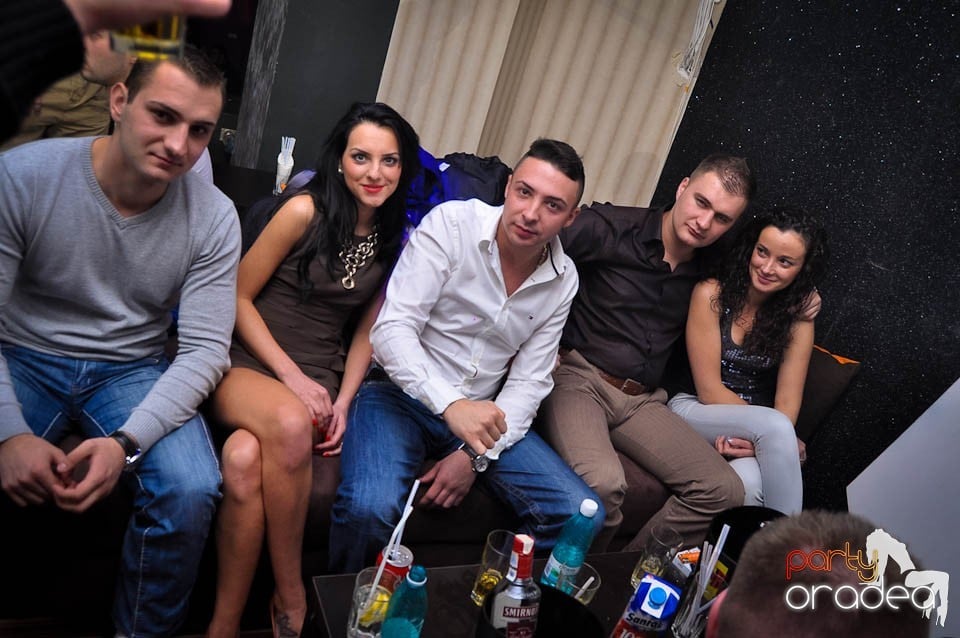 Petrecere cu DJ Mahony în Heat, 