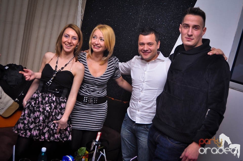 Petrecere cu DJ Mahony în Heat, 