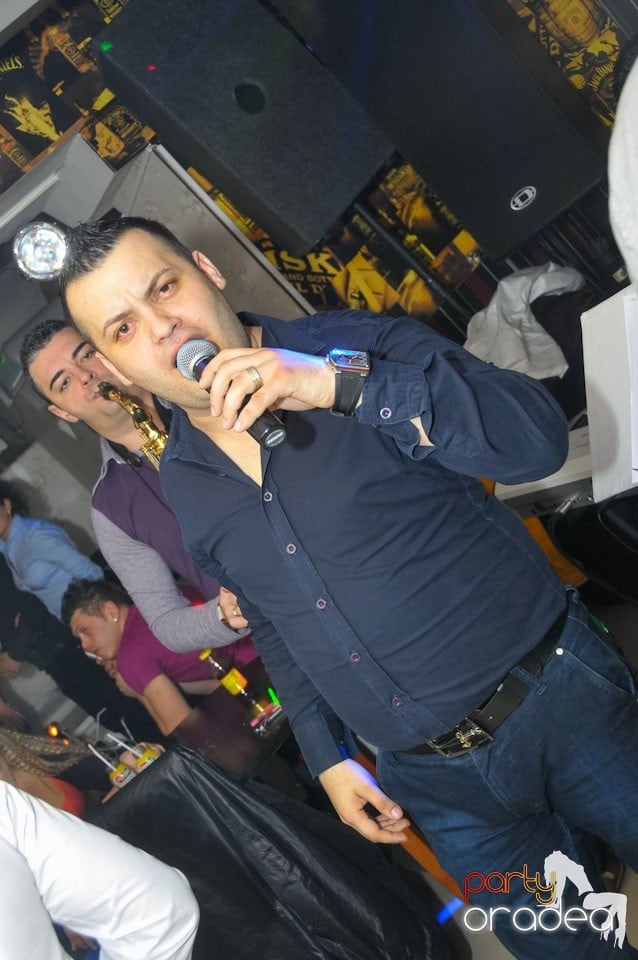 Petrecere cu muzică LIVE în Dizalya, 