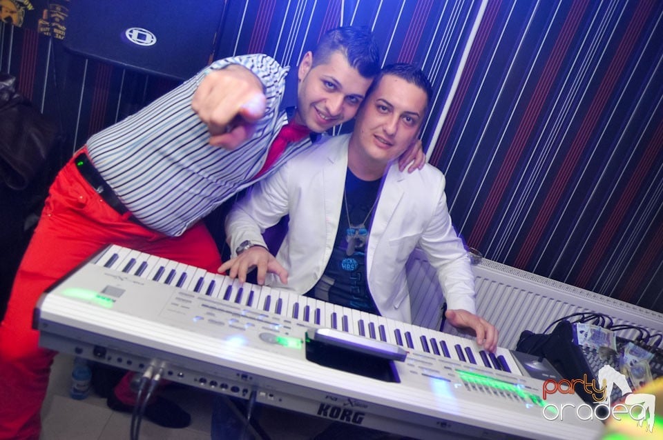 Petrecere cu muzică LIVE în Dizalya, 