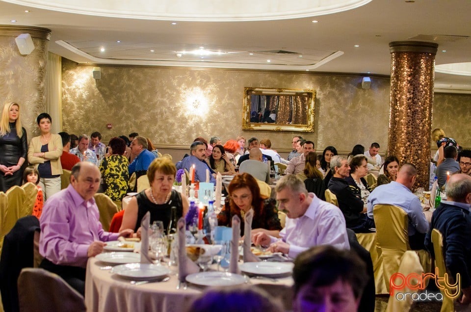 Petrecere de 8 Martie în Hotel Internaţional, Hotel Internaţional