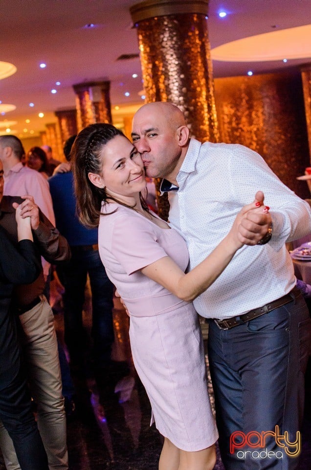 Petrecere de 8 Martie în Hotel Internaţional, Hotel Internaţional