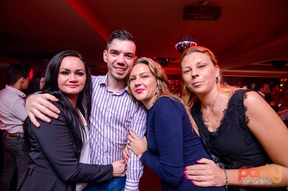 Petrecere de Crăciun alături de Blaga, 