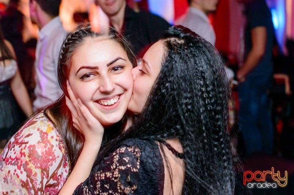 Petrecere de Crăciun alături de Blaga, 