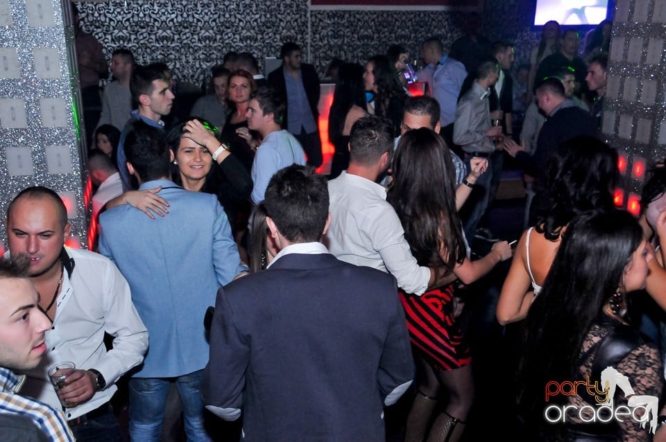 Petrecere de Crăciun în Club Life, 