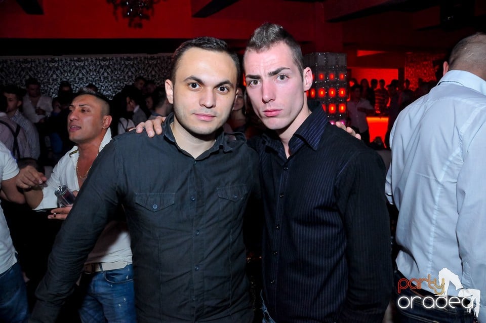 Petrecere de Crăciun în Club Life, 