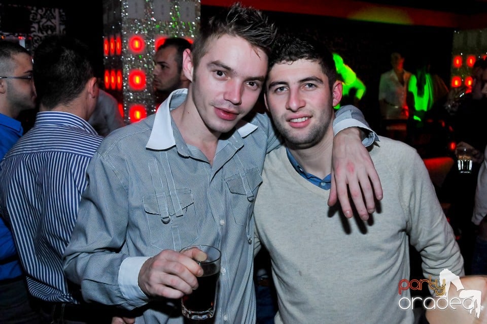 Petrecere de Crăciun în Club Life, 