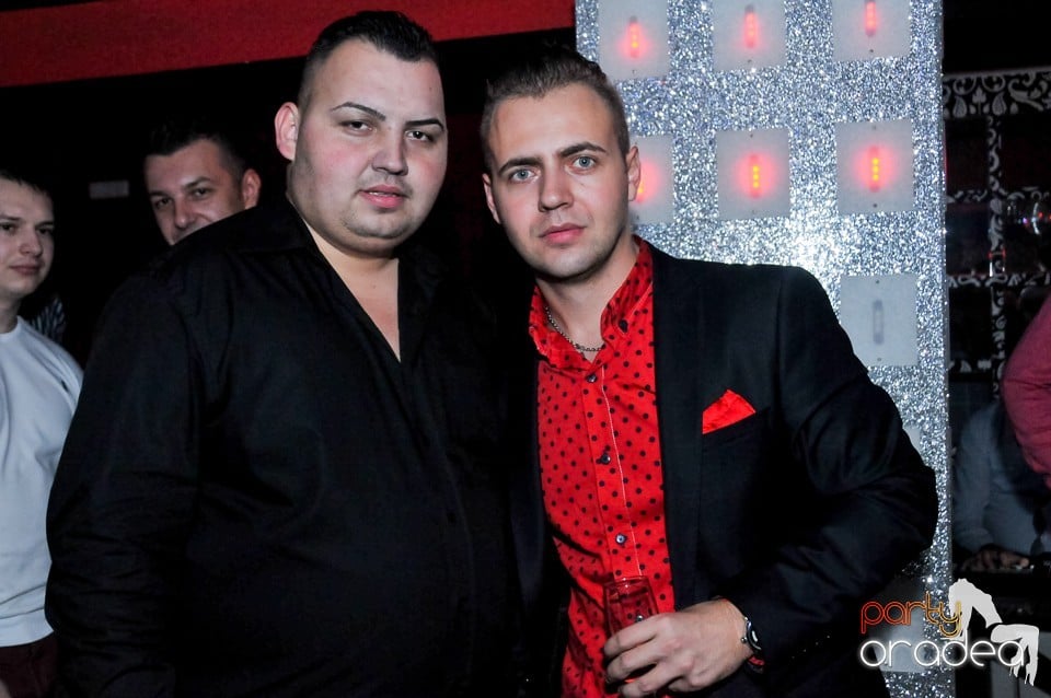 Petrecere de Crăciun în Club Life, 