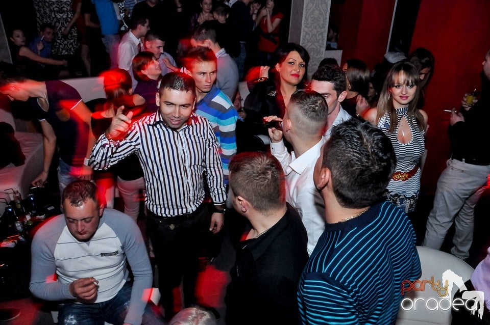 Petrecere de Crăciun în Club Life, 