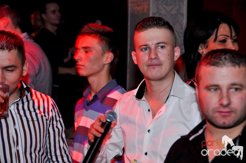 Petrecere de Crăciun în Club Life, 