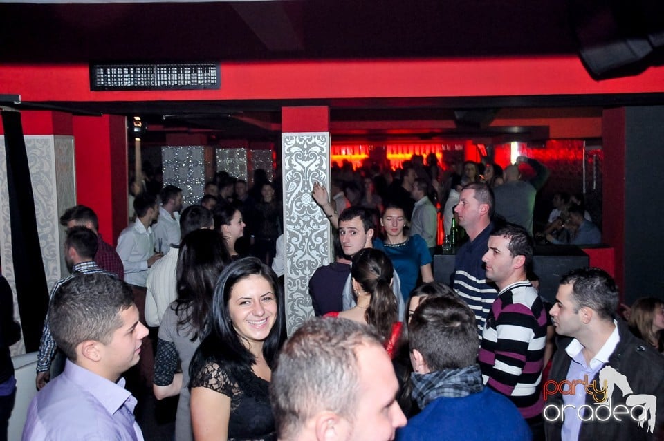 Petrecere de Crăciun în Club Life, 