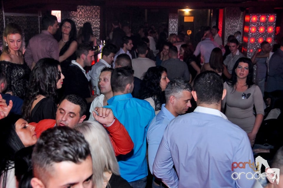 Petrecere de Crăciun în Club Life, 