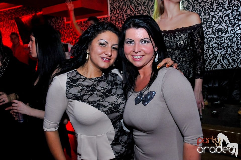 Petrecere de Crăciun în Club Life, 