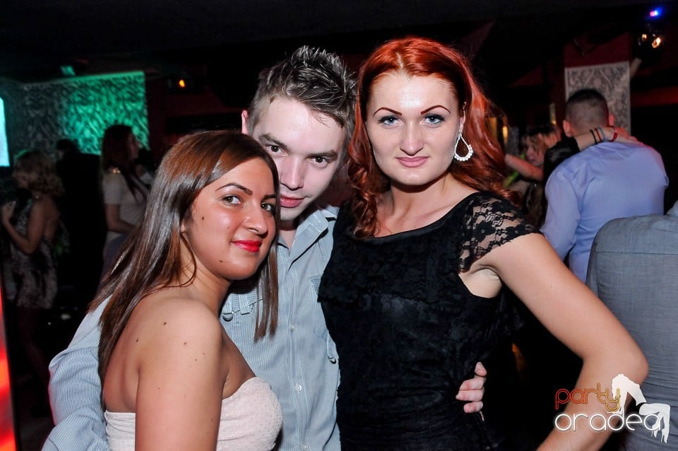 Petrecere de Crăciun în Club Life, 