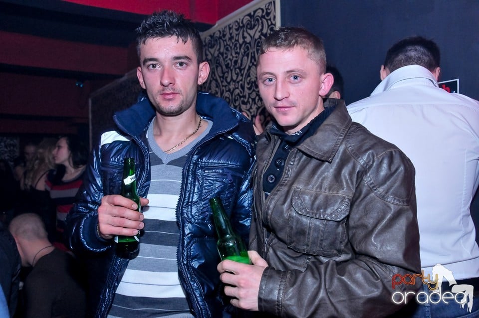 Petrecere de Crăciun în Club Life, 