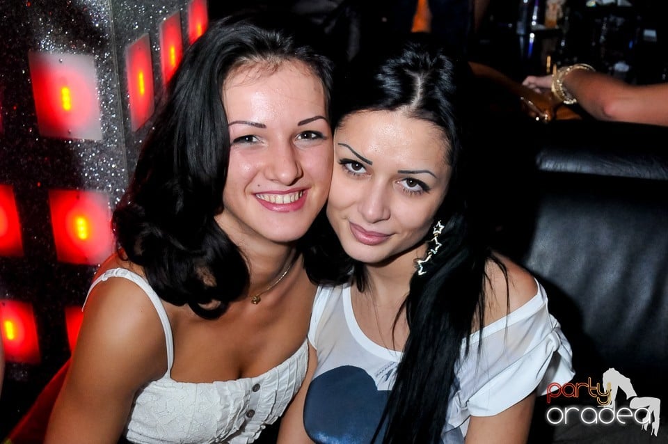 Petrecere de Crăciun în Club Life, 