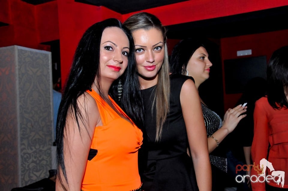 Petrecere de Crăciun în Club Life, 