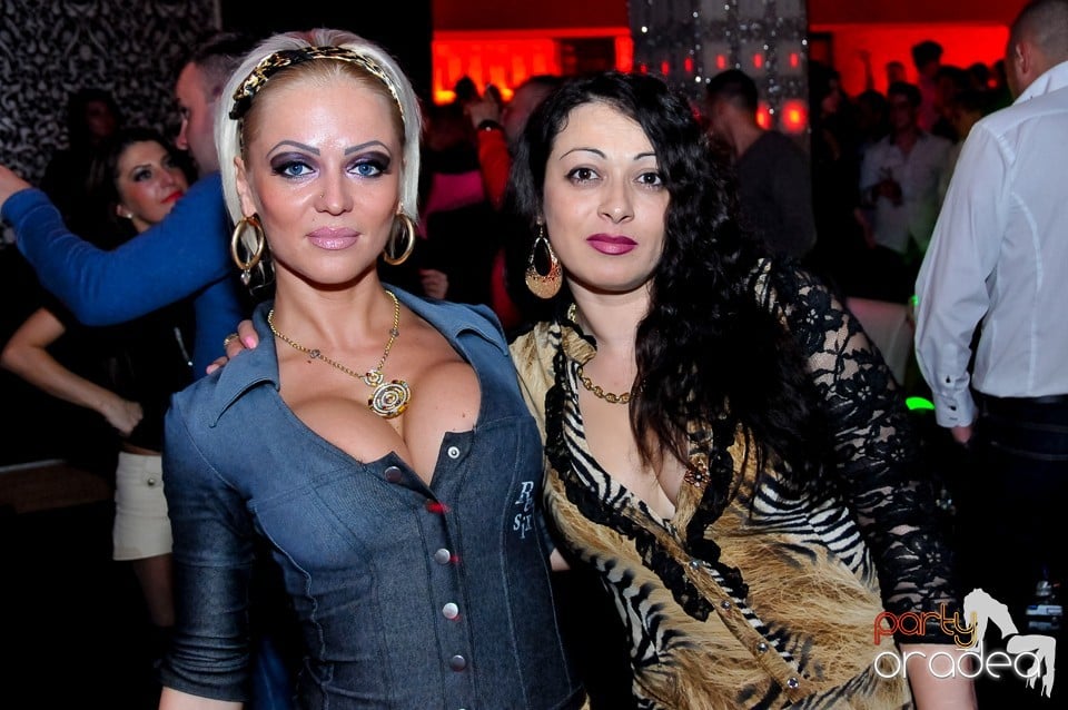 Petrecere de Crăciun în Club Life, 