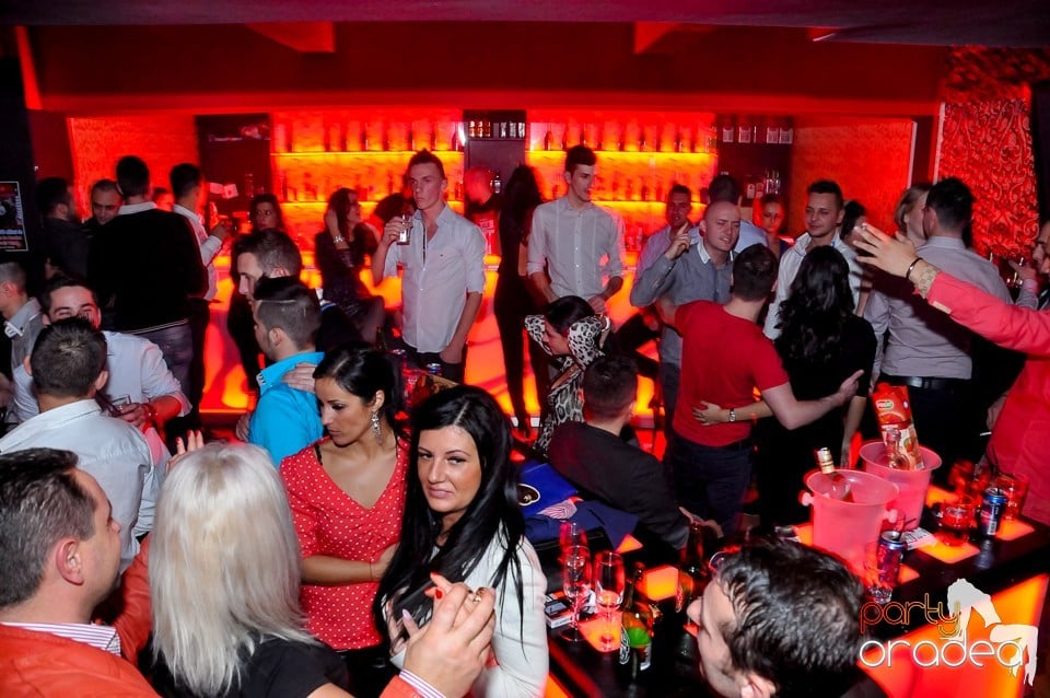 Petrecere de Crăciun în Club Life, 