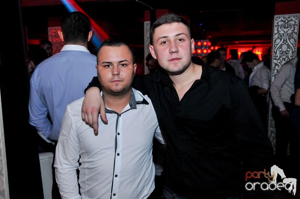 Petrecere de Crăciun în Club Life, 