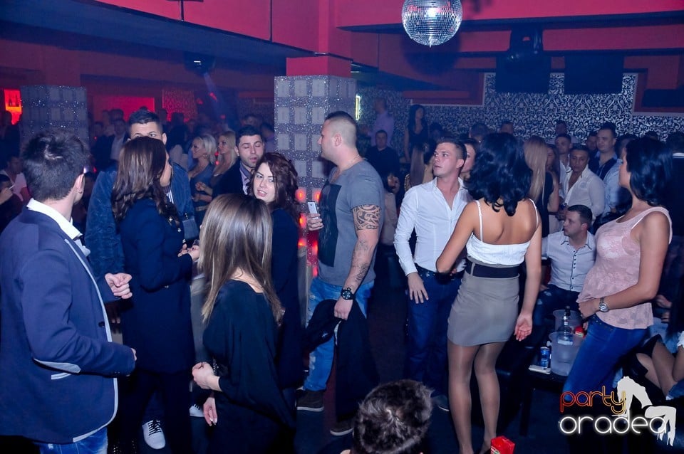 Petrecere de Crăciun în Club Life, 