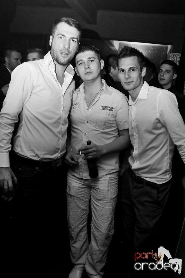 Petrecere de Crăciun în Club Life, 