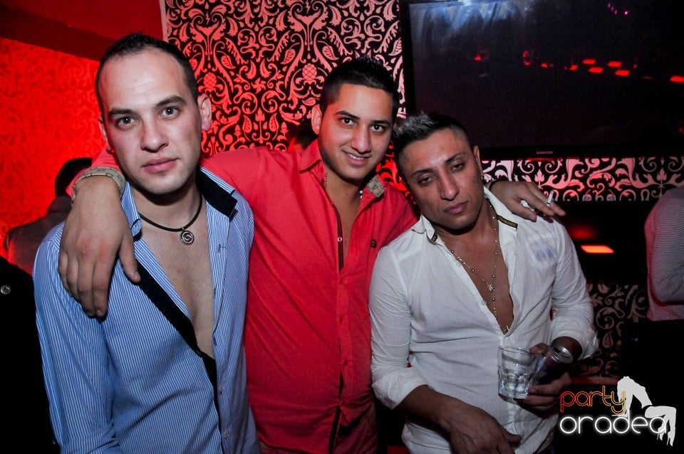 Petrecere de Crăciun în Club Life, 