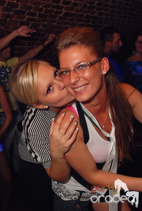 Petrecere de mijloc de săptămână, 