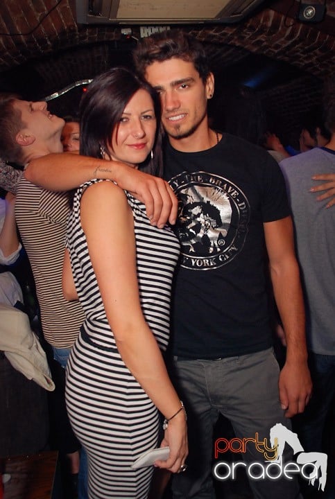 Petrecere de mijloc de săptămână, 