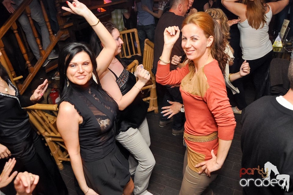 Petrecere de Paşti în Zulu Caffe, Zulu Caffe