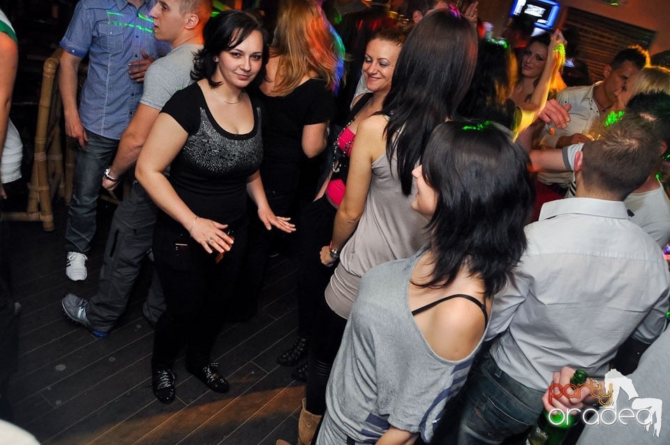 Petrecere de Paşti în Zulu Caffe, Zulu Caffe