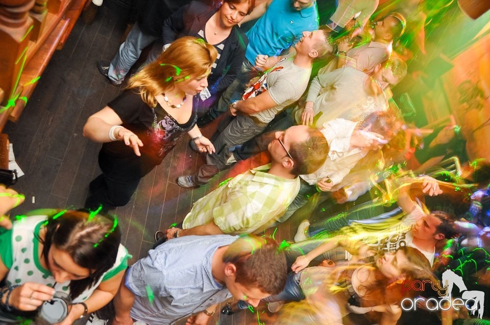 Petrecere de Paşti în Zulu Caffe, Zulu Caffe