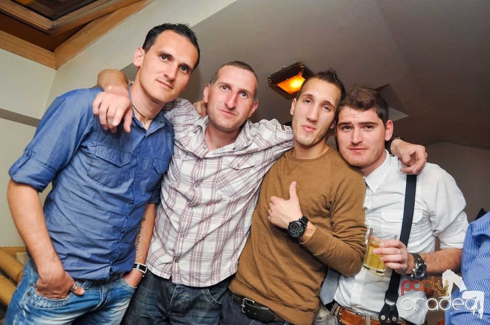 Petrecere de Paşti în Zulu Caffe, Zulu Caffe