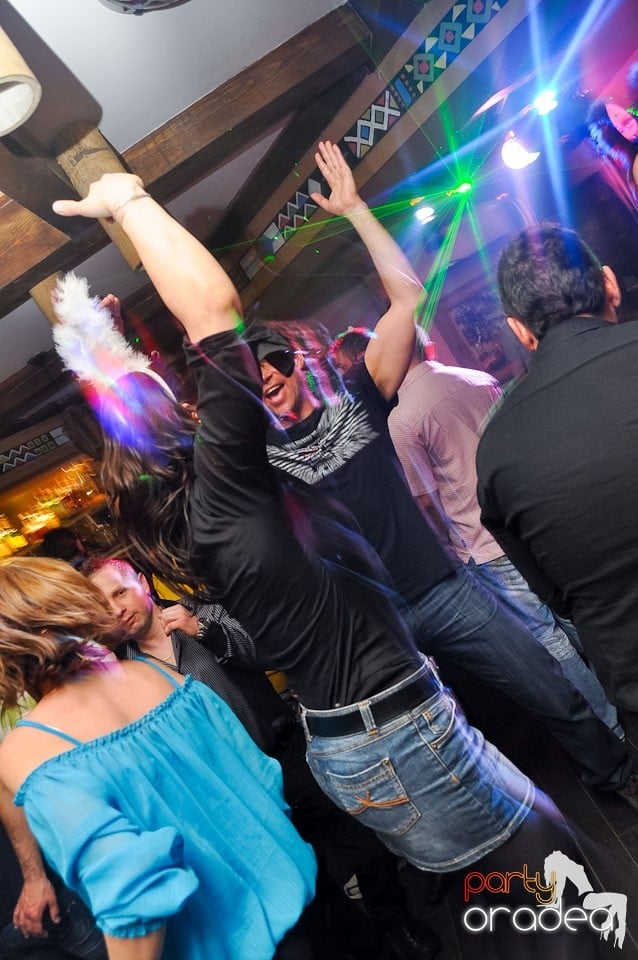 Petrecere de Paşti în Zulu Caffe, Zulu Caffe