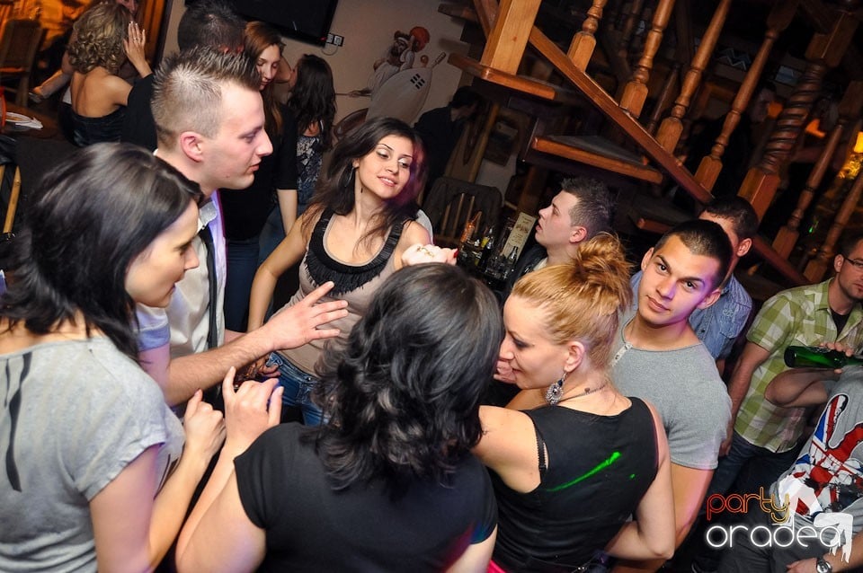 Petrecere de Paşti în Zulu Caffe, Zulu Caffe