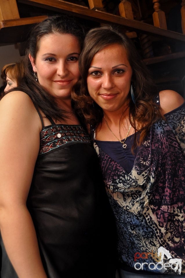 Petrecere de Paşti în Zulu Caffe, Zulu Caffe