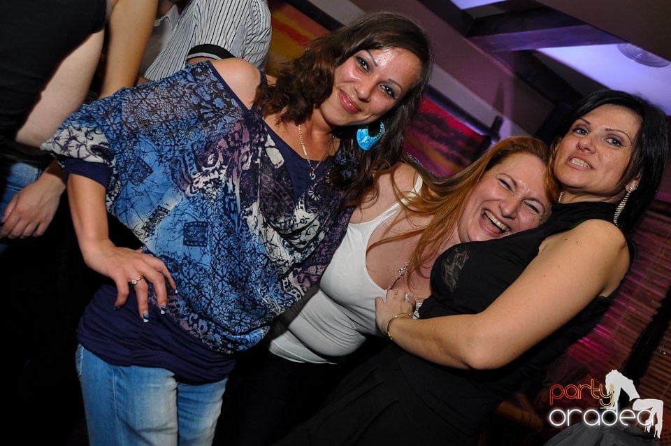 Petrecere de Paşti în Zulu Caffe, Zulu Caffe