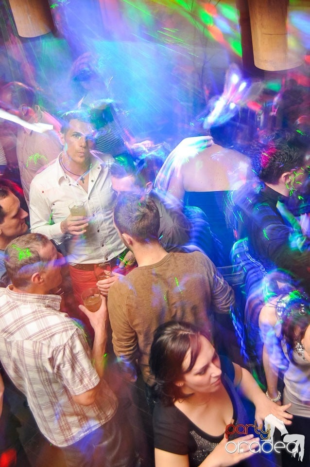 Petrecere de Paşti în Zulu Caffe, Zulu Caffe