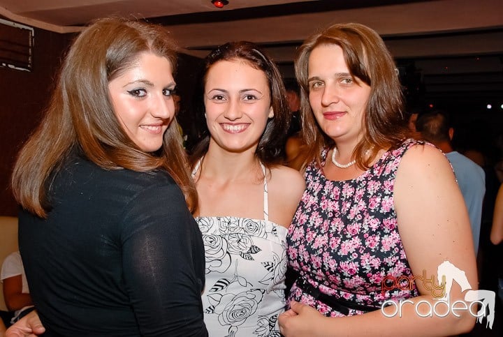 Petrecere de sfârşit de săptămână în Seven, 