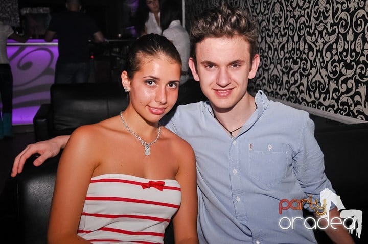 Petrecere de zile mari în Life Club, 