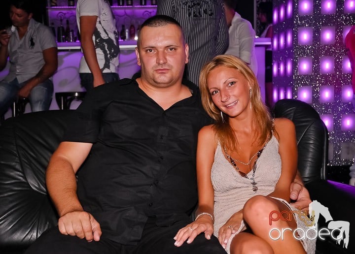 Petrecere de zile mari în Life Club, 