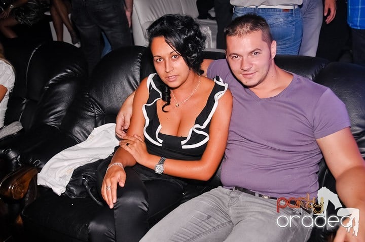 Petrecere de zile mari în Life Club, 